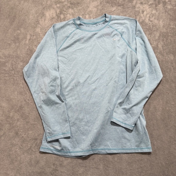 Nike Other - Nike men’s size Medium Long-Sleeve Performance Shirt